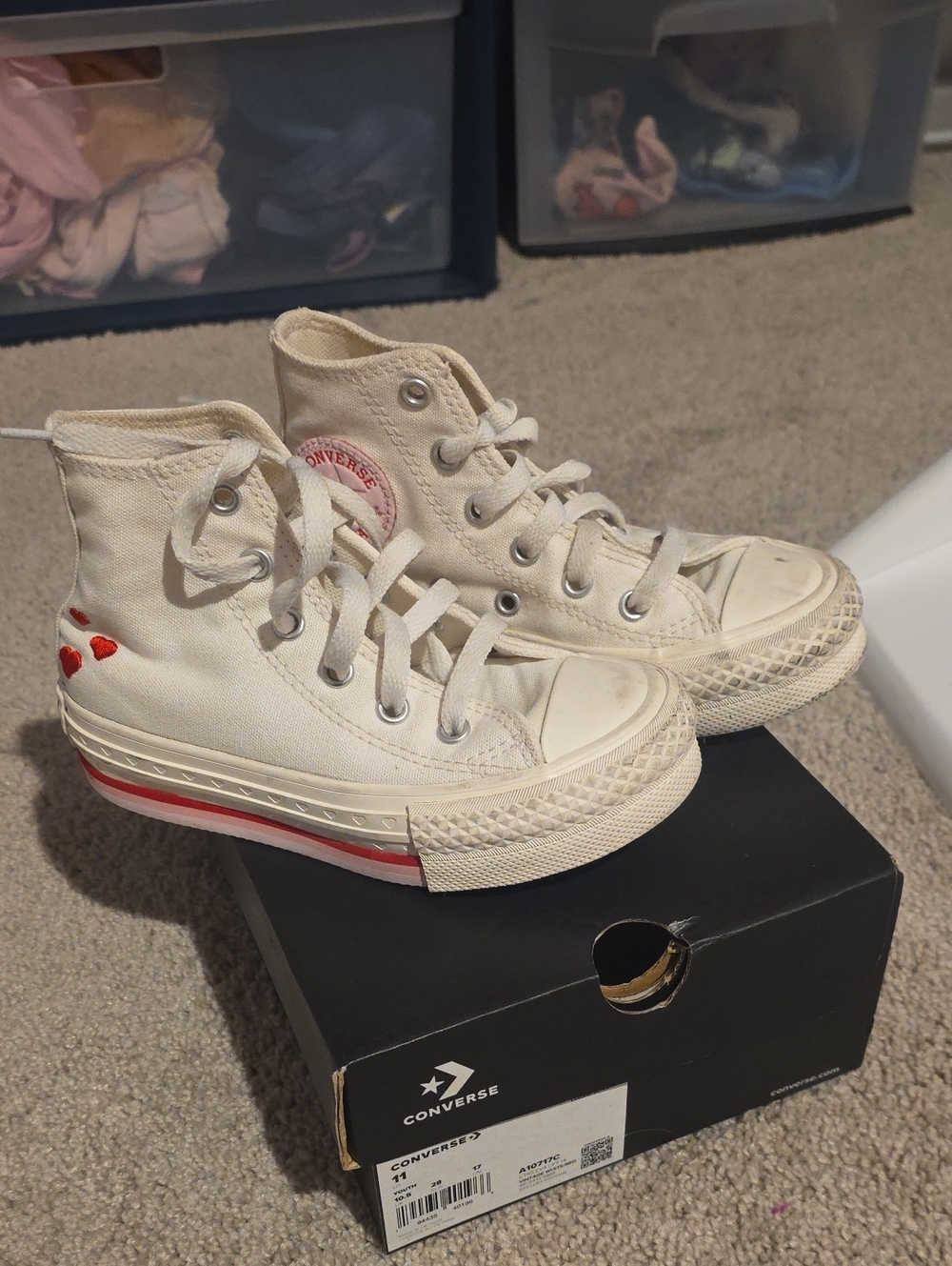 Converse Kids Off-White High-Top Platform Sneakers with Red Heart Accents